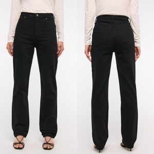 Abercrombie & Fitch Curve Love Black 90s Straight Ultra High Rise Jean (30/10)